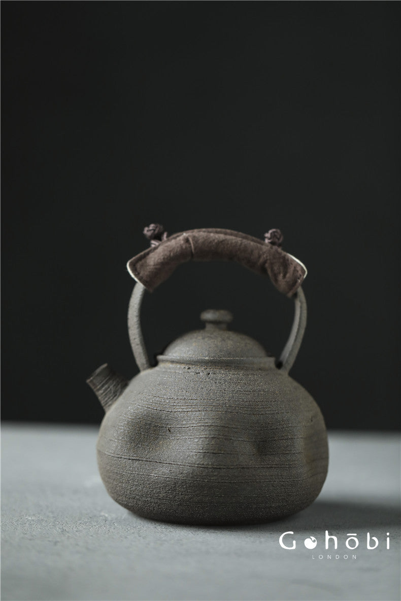 Gohobi Nanbanyaki Style Fireplace-Boiled Teapot – Handmade Wabi-Sabi Dual-Purpose Kettle (900ml)