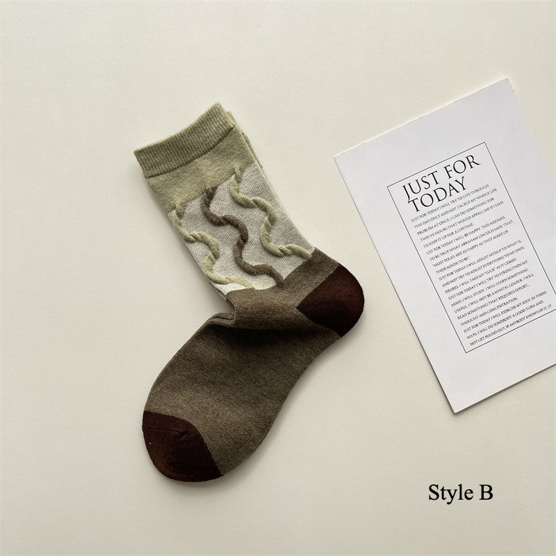 Gohobi Vintage Floral Wool Mid-Calf Socks