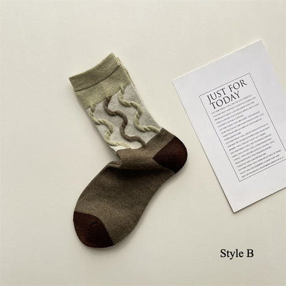 Gohobi Vintage Floral Wool Mid-Calf Socks