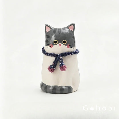 Gohobi Cute Cat Ceramic Vase – Handmade Jingdezhen Ikebana Flower Vase