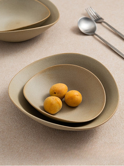 Gohobi Japanese Ceramic Irregular Salad Bowl