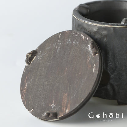Gohobi Firewood Shino Beam Pot – Handmade 1L Ceramic Teapot