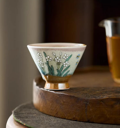 Gohobi Hand-Painted Daffodil Teacup Gift Set – Ceramic Hat Style Tea Cup with Gift Box