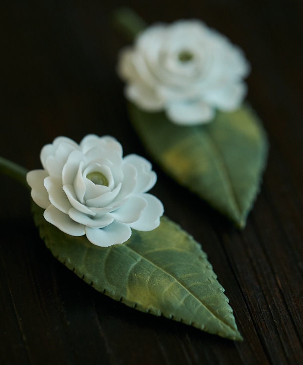 Gohobi Handmade Ceramic White lotus  White camellia  Incense stick holder Gongfu tea Japanese Chado