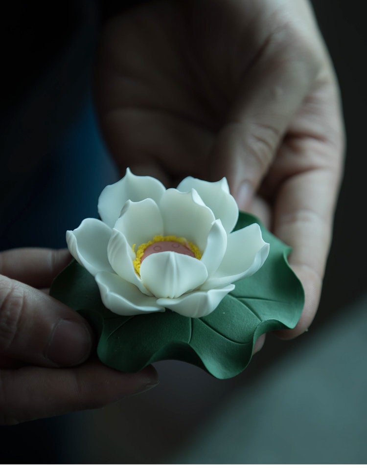 Gohobi Handmade Ceramic White lotus Incense stick holder Gongfu tea Japanese Chado