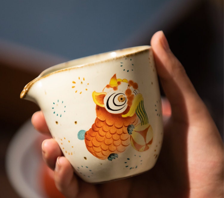 Gohobi Hand painted Chinese Lion dance Tea Pitcher Tea cup fair cup Ceramic Chinese Gongfu tea Kung fu tea Japanese Chado