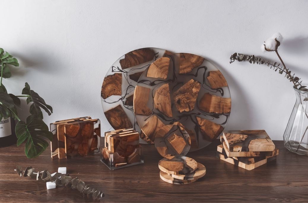 Gohobi Round Wooden Resin Placemat 28cm