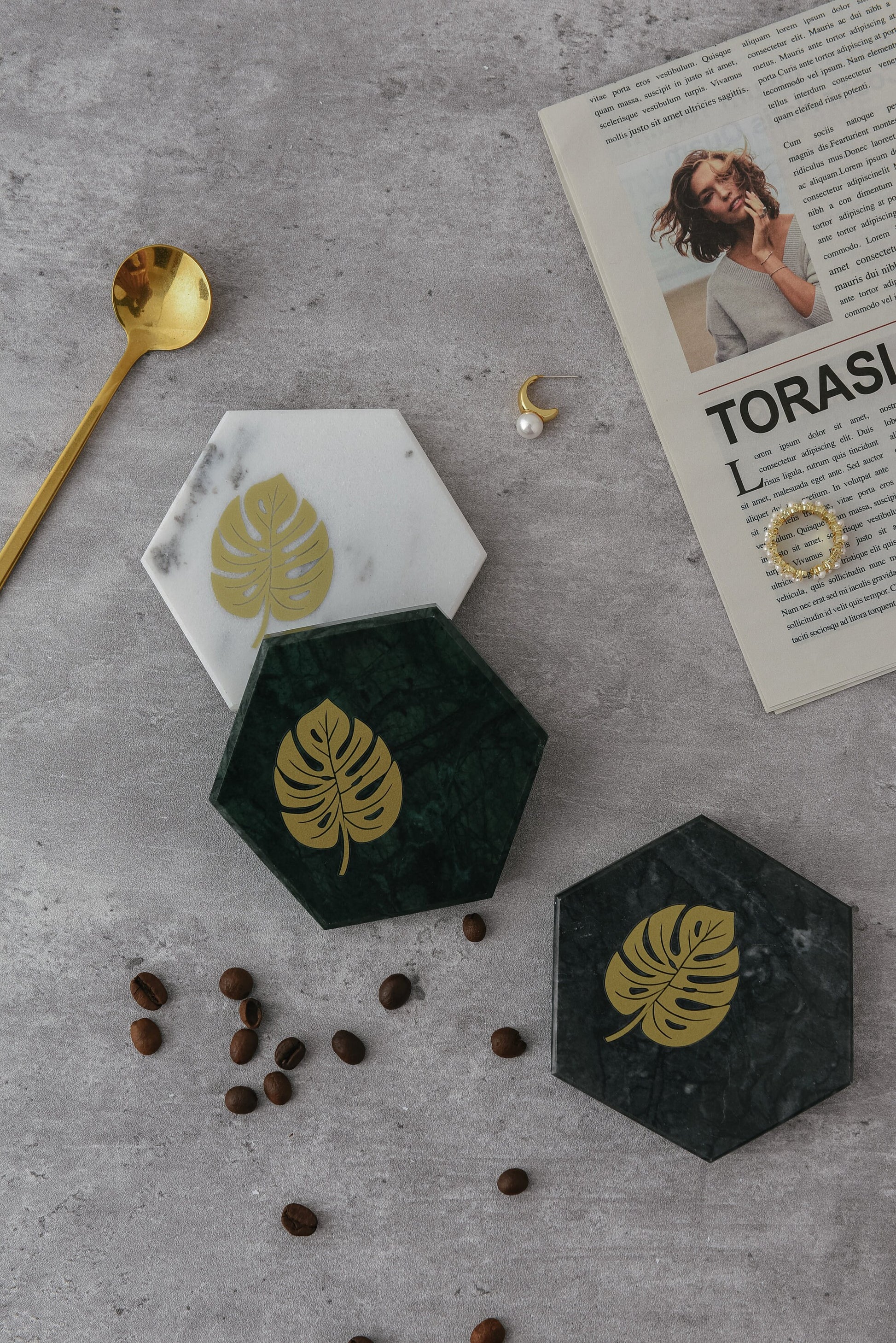 Gohobi A set of 4 marble coasters Monstera pattern placemats, square, hexagon shaped, round shaped, handmade gift set Swiss cheese plant