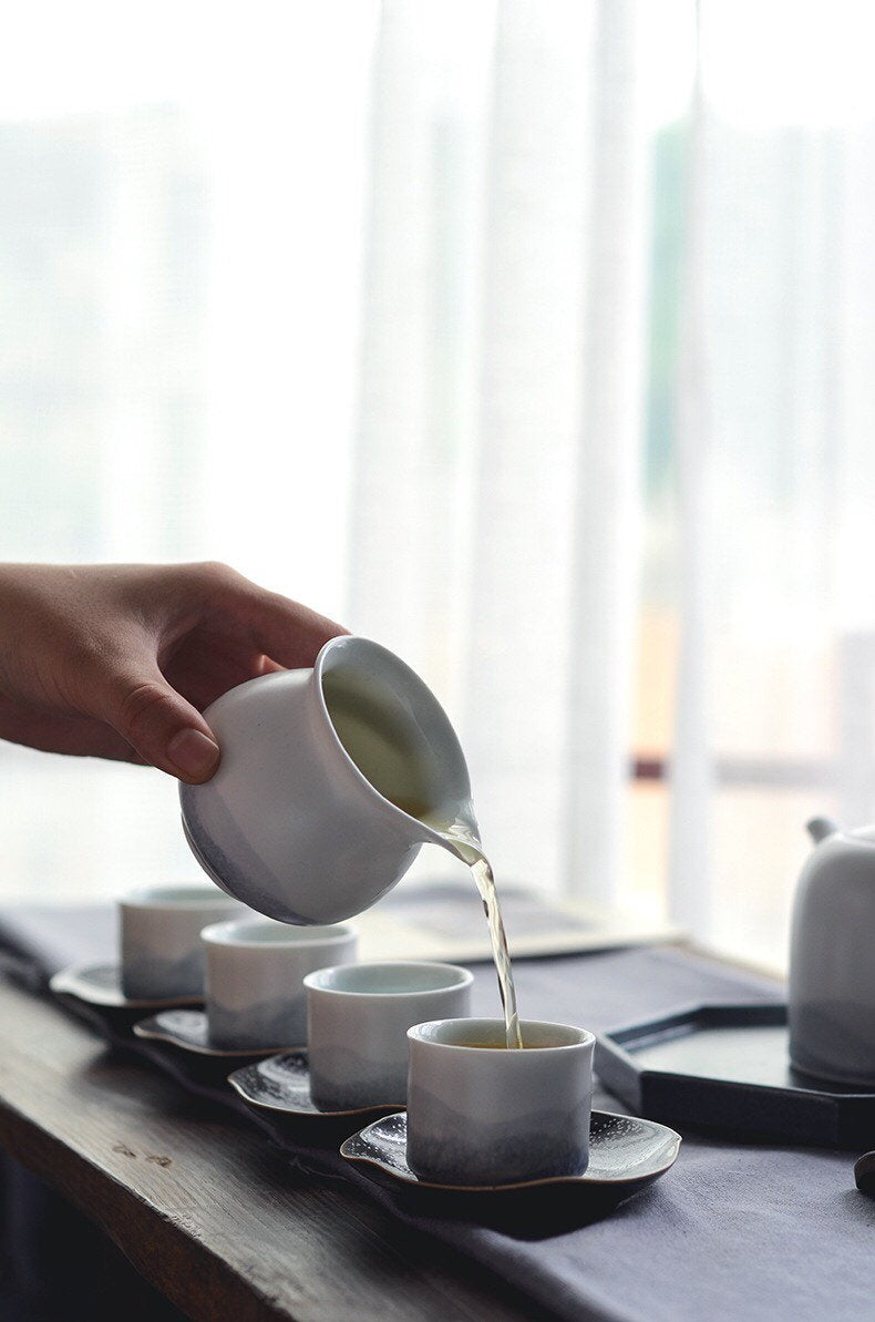 Gohobi Tea pitcher/ Fair cup Ceramic Chinese Gongfu tea Kung fu tea Japanese Chado  [Hand-painted Mountain collection]