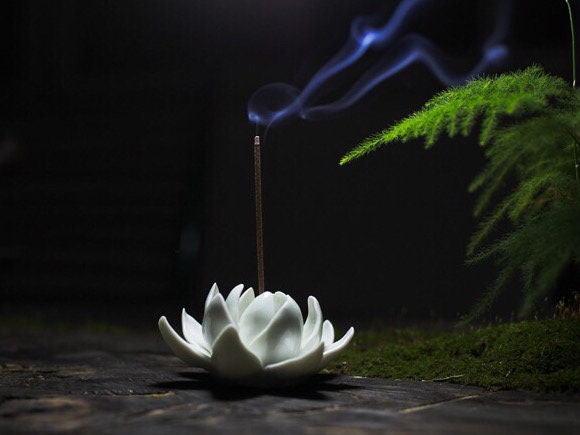 Gohobi Handmade ceramic incense burner white lotus Incense stick holder Gongfu tea Japanese Lotus