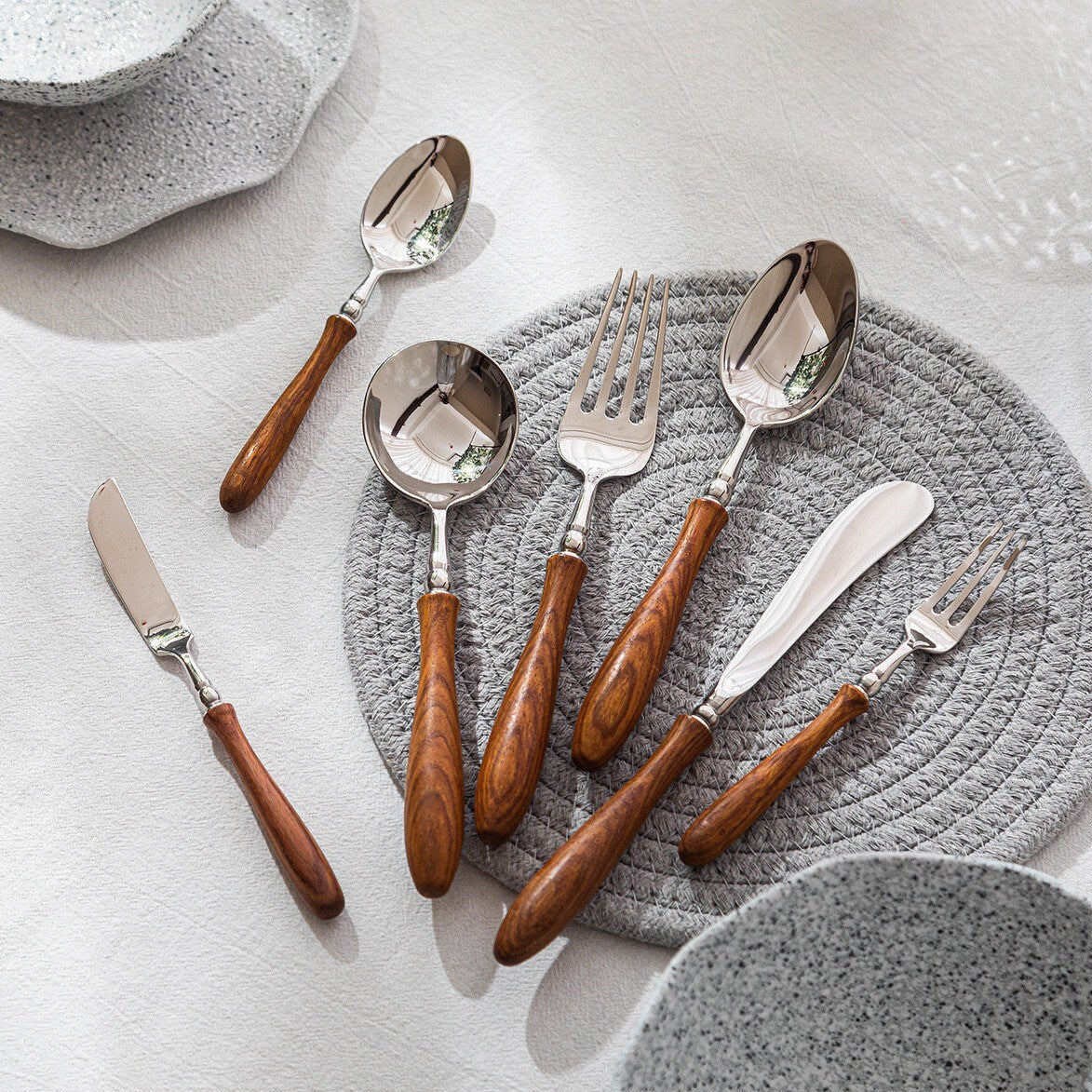 Gohobi a set of 6 wooden handle cutlery set 100% stainless steel travel cutlery set